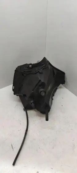 Audi Luchtfilterhuis OEM 8K0133837 - Gebruikt