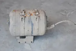 Volvo OE 21187782 Soporte del Tanque de Aire
