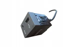 AUX USB-liitin SsangYong Rodius II ES Turismo 2015