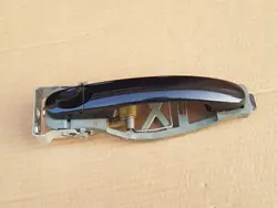 Etummaisen oikean oven kahva / VW Touran I Caddy III / LC9Z