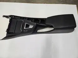 Apoio de braço túnel BMW F31 LIFT - Peça OEM
