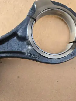 Kiertokanki Männän Kanssa OEM 642OEM Mercedesille