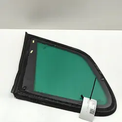 Begagnad VW Touareg höger bakruta OEM 7P6845298