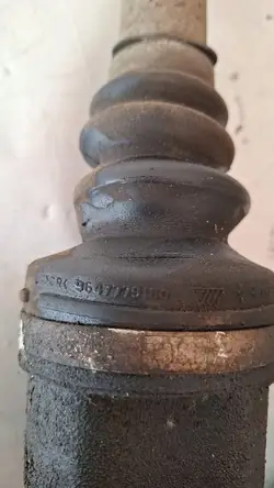 PEUGEOT 307 1.6HDI Arbre de transmission avant gauche/droit