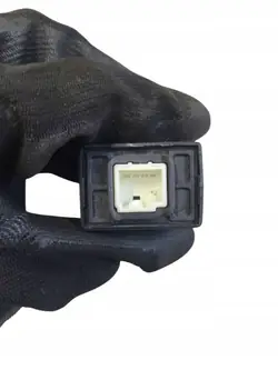 Module d'immobilisation Hyundai Santa Fe F005V00300