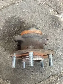 Mozzo ruota posteriore Mitsubishi Outlander III ASX III C4 Aircross