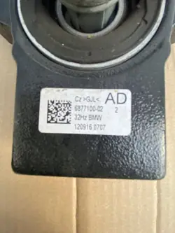Amortiguador de vibraciones eje trasero BMW 6877100