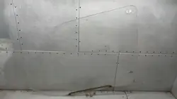 Para-brisa dianteiro esquerdo OEM VOLVOMAR-141181 VW T4