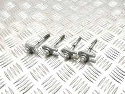 Soporte inyector Nissan OE OEM RZV75453 - Usado