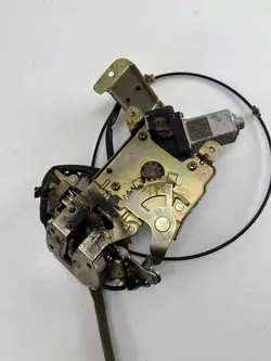 Nissan Elgrand 2004 Rechter Schiebetürschloss-Aktuator 82560WL000