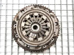 Kytkin Renault Clio III 1.2 75HV 8200745122 05-14