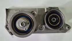 Base de galet tendeur 2.0 FSI Audi A4 B6 OEM 06D109361B
