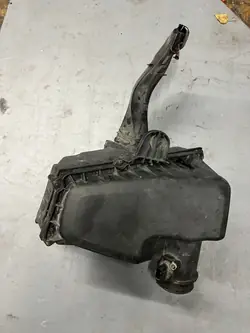 Luftfiltergehäuse + Luftmassenmesser OEM wpisz nr4