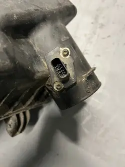 Luftfiltergehäuse + Luftmassenmesser OEM wpisz nr4