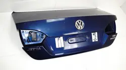 Takaluukun kansi OEM 371116680 VW Jetta VI Sedanille