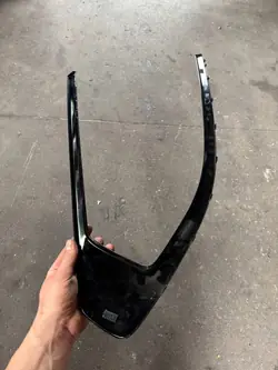 BMW 5 G61 Bakrutslist Höger OEM 5B59B30