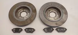 Discos e pastilhas dianteiras MERCEDES W247 A2474210412 A2474236600