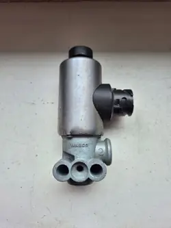 Válvula solenoide MAN TGX TGS 4720726280 - Usada