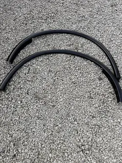 Dodge Durango Heck-Schmutzfänger OEM Listwa - Links/Rechts