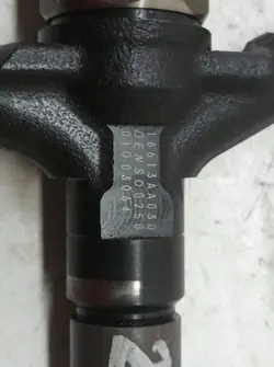 Injecteur Subaru Legacy V 2.0 D