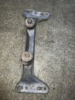 BMW växellådsfäste OEM 1136498 för 3 Touring