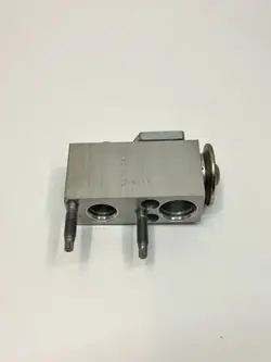 Válvula de radiador A/C OEM A2318300284 para Mercedes-Benz