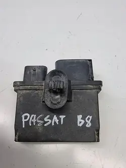 Adblue-styrmodul Volkswagen PASSAT B8 2018 OEM