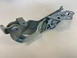 Charnière gauche capot OEM A2058804304 Mercedes-Benz C