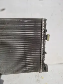 VW POLO SKODA FABIA Radiateur d'eau 6Q0121253L