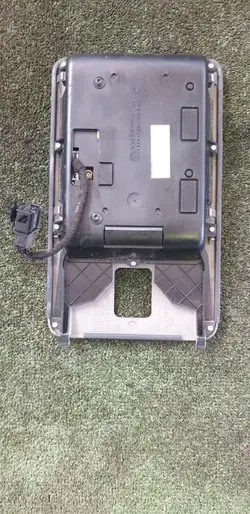 Audi A8 D3 puhelintuki OEM 4E0863075 - Käytetty