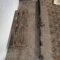 KIA SPORTAGE II HYUNDAI TUCSON I 2.0CRDI Drivaxel Stöd 493002E300