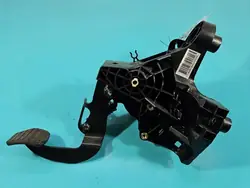 Pedalsatz OEM 465405580R für Renault Trafic III