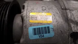 Hyundai ilmastointikompressori OEM 1037E-05300 - Käytetty