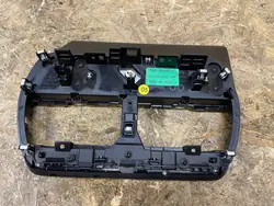 OEM 9844971080 Navigointinäyttö Citroen C5 Aircrossille