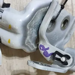 Charnières portières avant côté droit Dacia Jogger OEM 28935