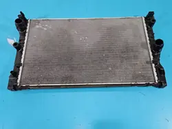 BMW Vesijäähdytin OEM 8590047 G30 G31 2.0D-malliin