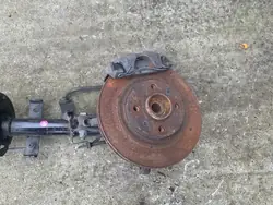 Oikea McPherson-jousitus 543026988R Renault Clio IV 1.5D