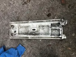 VW T5 Bränsletanklock Vit