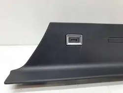USB-C sytytinpistoke OEM 9838834480 Citroen C5 X:lle