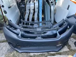 Parachoque dianteiro Dacia Sandero II