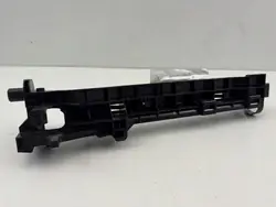 Mercedes C-Klasse W205 Rechter Radiatorbevestiging OEM A099504221864