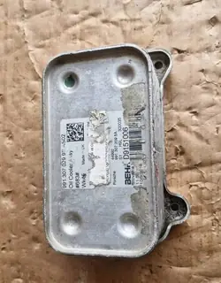 Porsche 911 växellådsoljekylare OEM 9913070299B
