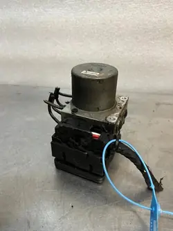Pompe ABS OEM 58920-1E100 pour Kia Rio II