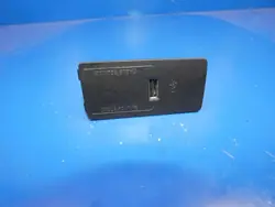 USB-Anschluss OEM MIJ46084 für Volvo V60 II S60 III