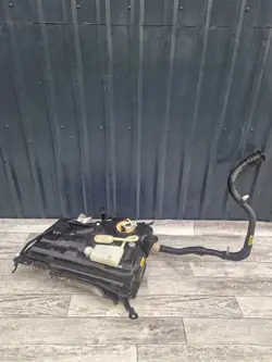 Bränsletank OEM 980935938000 för Berlingo III 1.6 BlueHdi