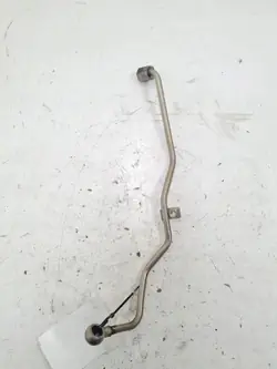 Turbolubriceringsslang OEM 03L145771AP för Skoda Superb