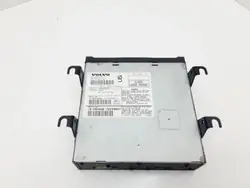 Volvo CD-vaihtaja OEM 31260718 XC90 I 3.2L:lle