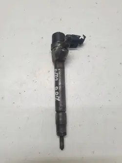 Inyector Mercedes-Benz OE A6110700987