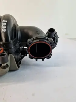 Ansaugkrümmer AUDI A6 (4F2,C6) 06E133210 3.2L