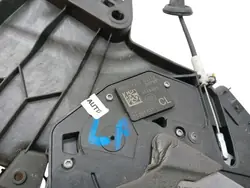 Serrure Porte Avant Gauche Volvo S60 II OEM 31301737